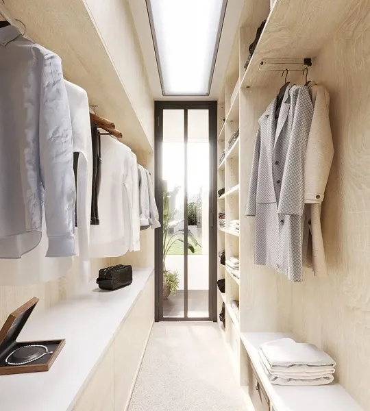 Dressing compact et sur-mesure pour petit espace