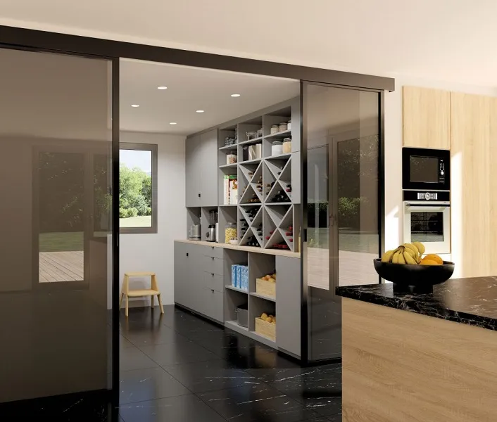 Cuisine sur-mesure : Cellier entièrement aménagé