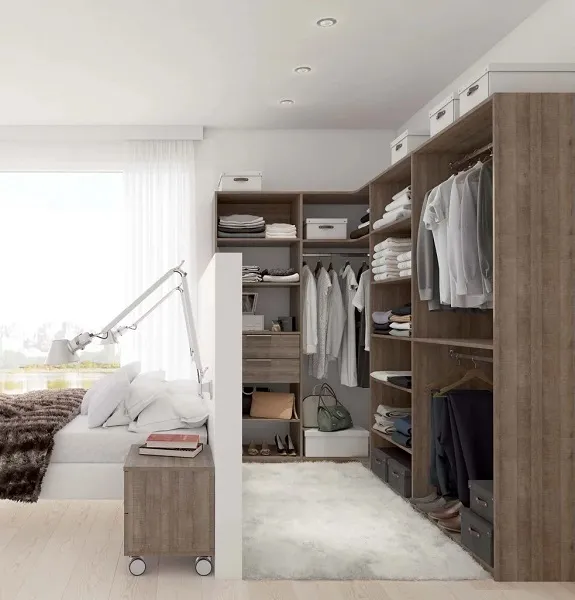 Coin dressing composable derrière le lit parental